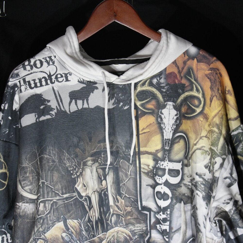 Bow Hunter Camo Hoodie - Size XL - Picture 2 of 6